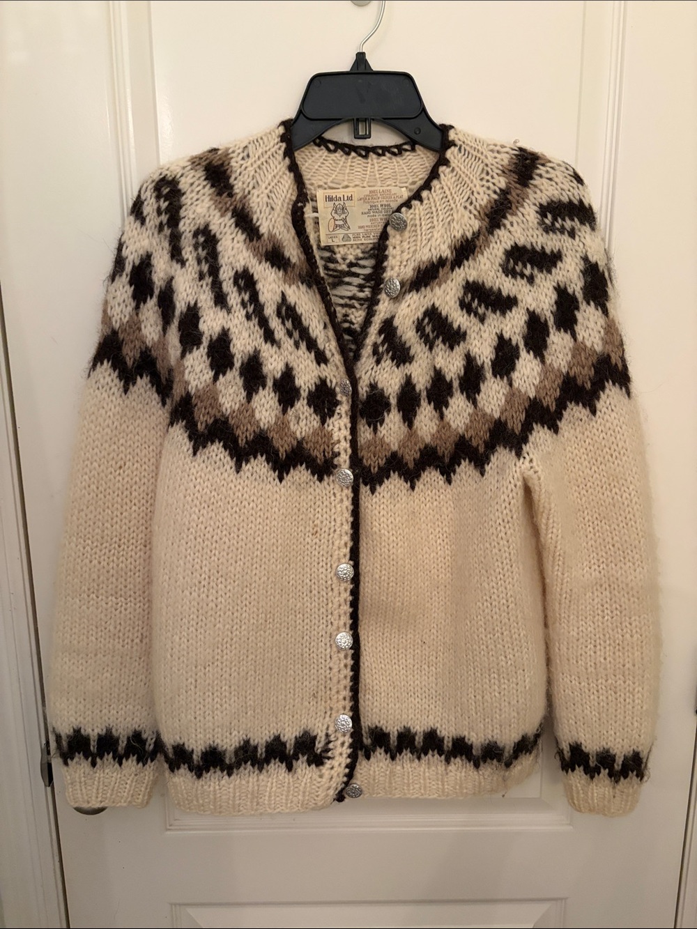 Vintage Hilda Ltd. Icelandic 100% Wool cardigan size large